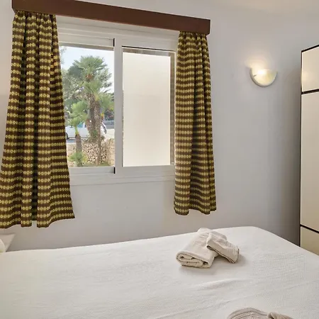 Apartment Sea Frontline 'charo' Pool And Wifi